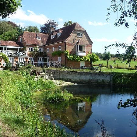 شقة Salisbury Old Mill House المظهر الخارجي الصورة