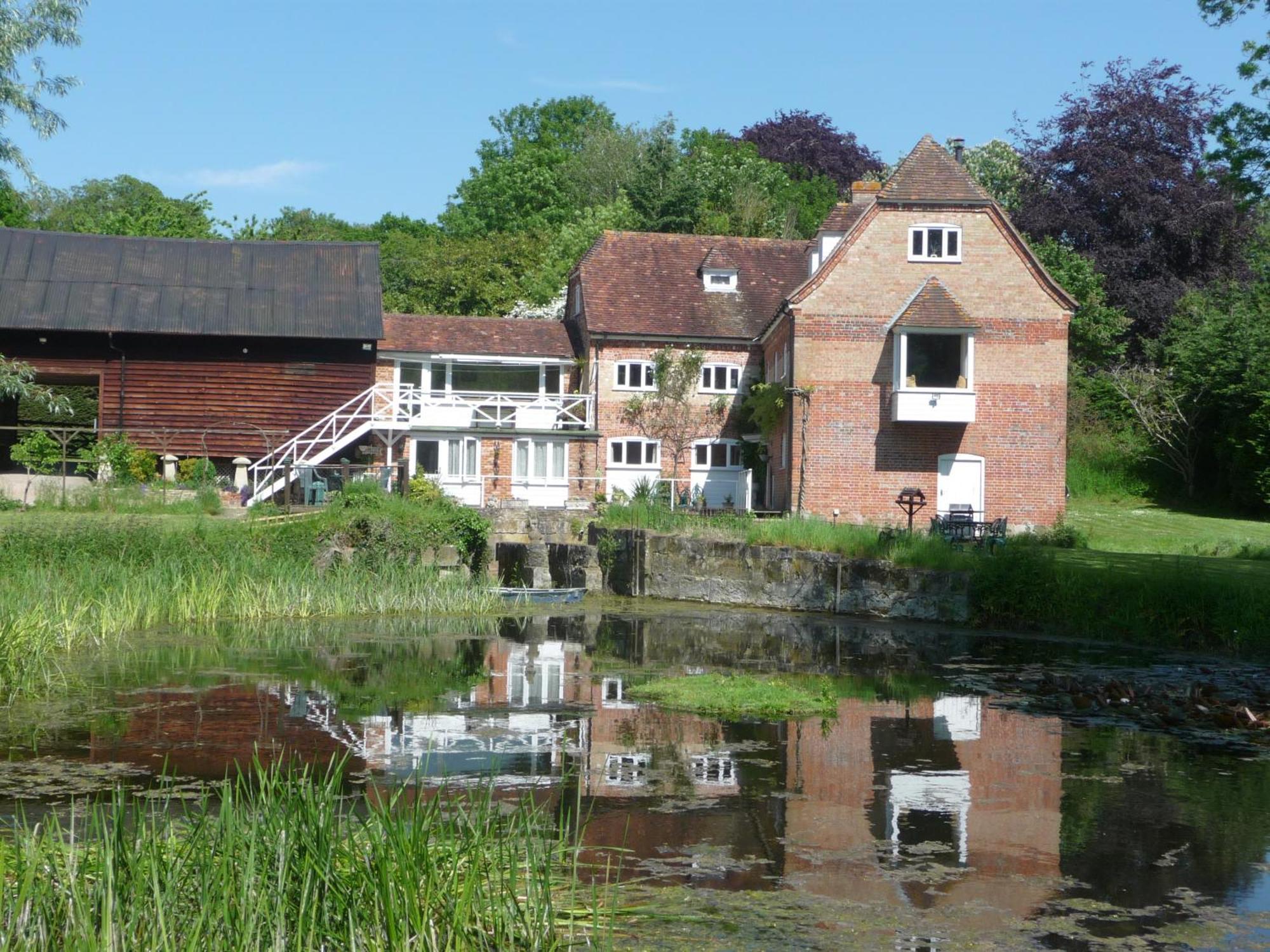 شقة Salisbury Old Mill House المظهر الخارجي الصورة
